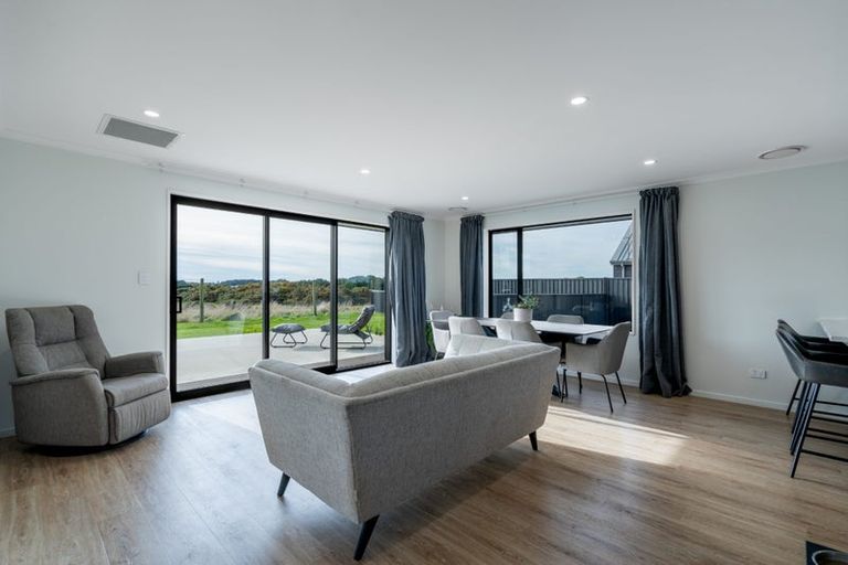 Photo of property in 28 Lindsay Way, Grasmere, Invercargill, 9810