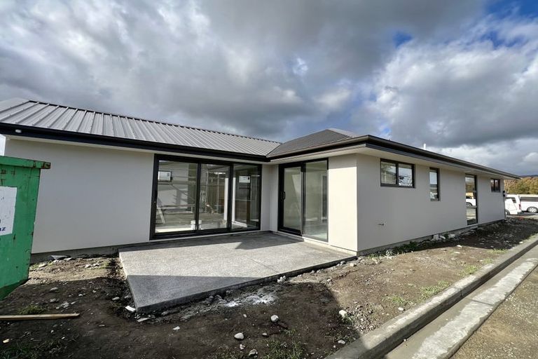 Photo of property in 10 Glendore Drive, Halswell, Christchurch, 8025