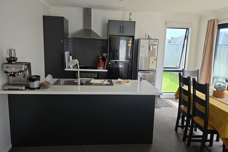 Photo of property in 6 Jasmine Street, Woodend, 7610