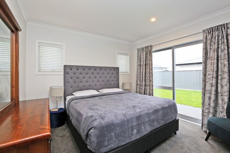 Photo of property in 12 Mckay Close, Frimley, Hastings, 4120