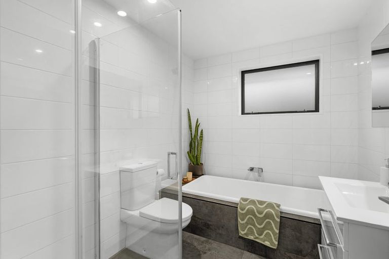 Photo of property in 25 Landsdowne Terrace, Cashmere, Christchurch, 8022