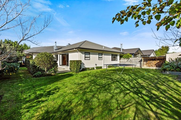 Photo of property in 27 Napier Street, Jervoistown, Napier, 4112