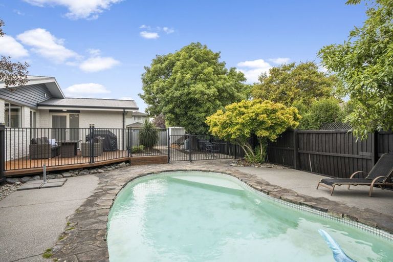 Photo of property in 102b Highsted Road, Bishopdale, Christchurch, 8053