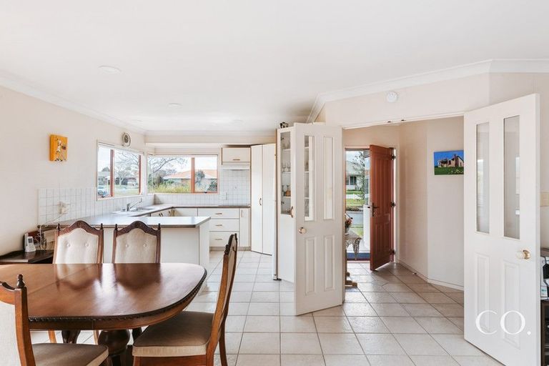 Photo of property in 62 Dalton Drive, Papamoa Beach, Papamoa, 3118