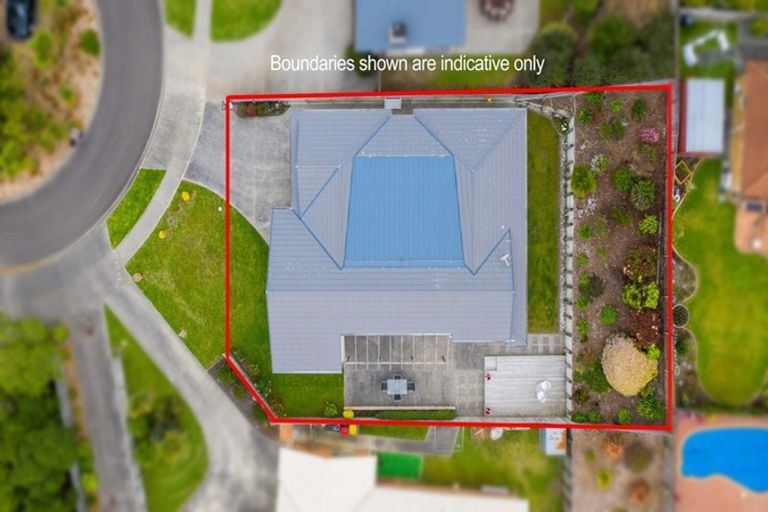 Photo of property in 19 Matuku Place, Paraparaumu Beach, Paraparaumu, 5032