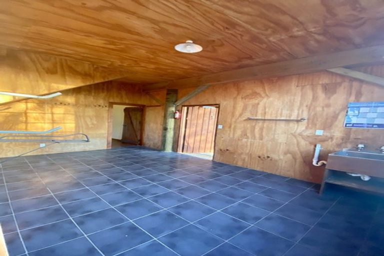 Photo of property in 69 Tarrant Road, Helensville, 0875