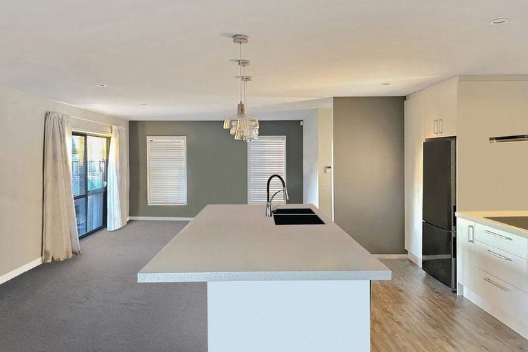 Photo of property in 5 Hurutini Way, Halswell, Christchurch, 8025