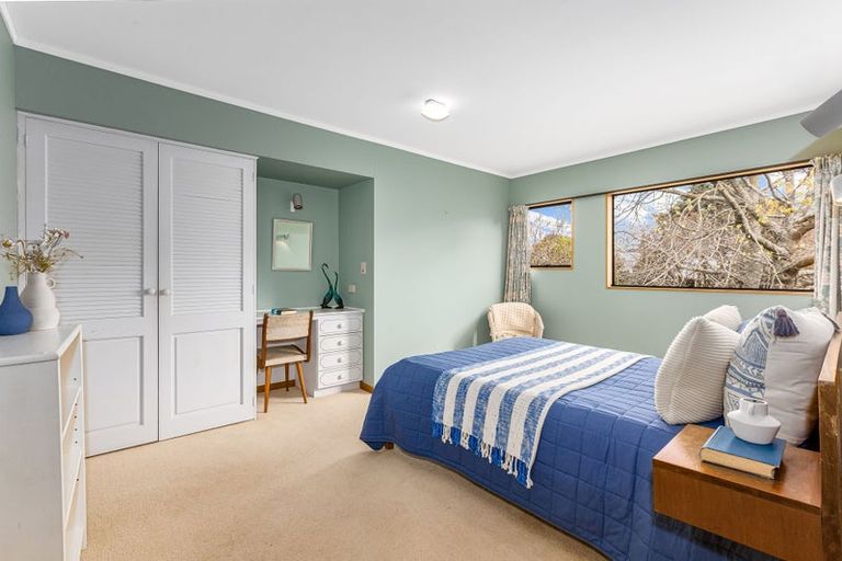 Photo of property in 37 Awanui Drive, Waikanae, 5036