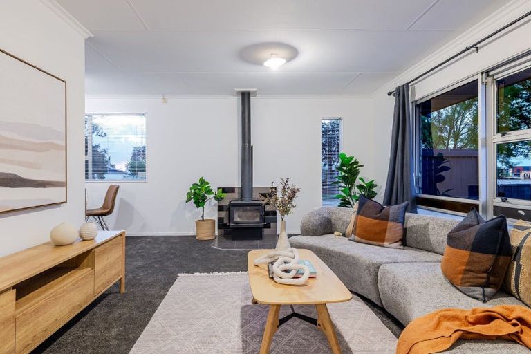 Photo of property in 15 Kaimanawa Street, Kelvin Grove, Palmerston North, 4414