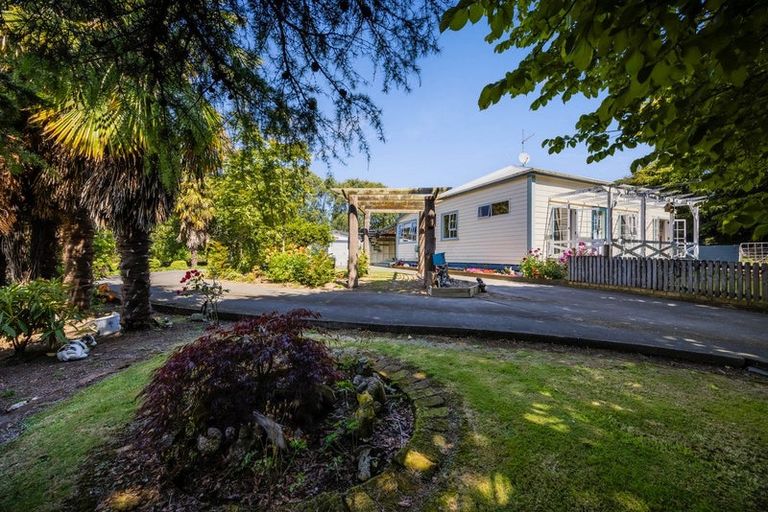 Photo of property in 210 Turuturu Road, Hawera, 4674
