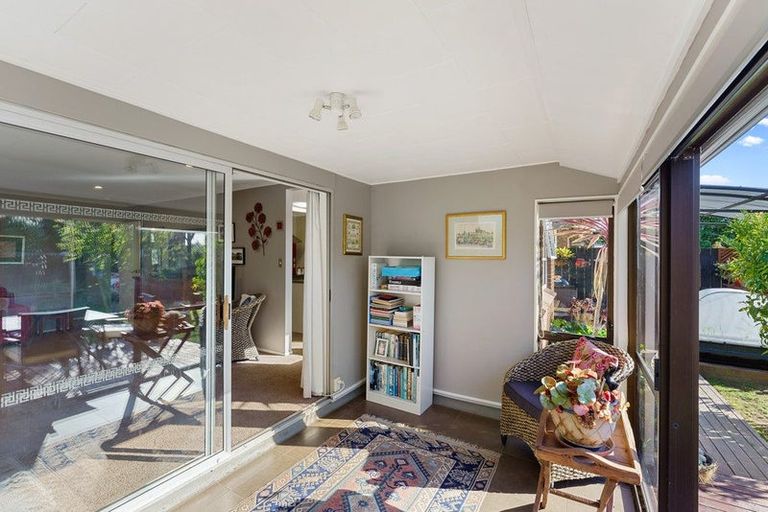 Photo of property in 29 Kapanui Road, Waikanae, 5036