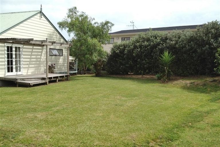 Photo of property in 30 Murvale Drive, Bucklands Beach, Auckland, 2014