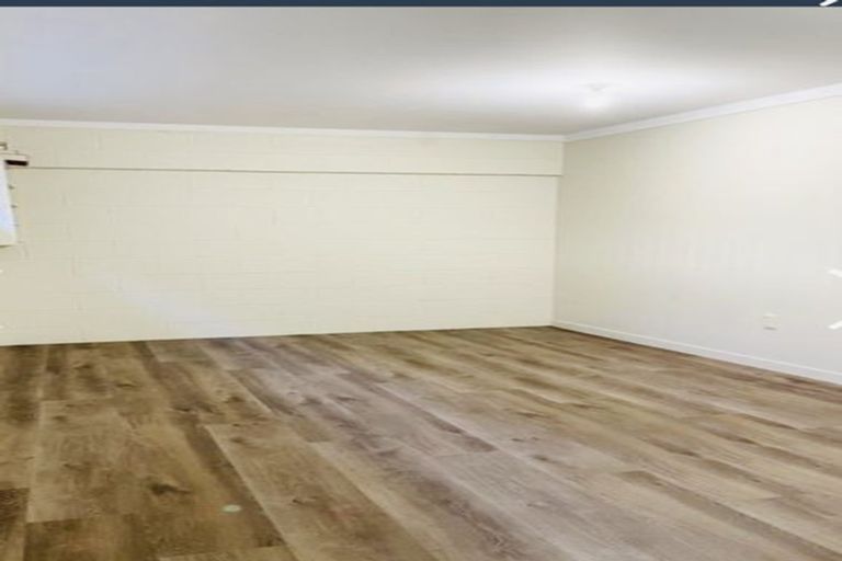 Photo of property in 1/99 Evelyn Road, Cockle Bay, Auckland, 2014