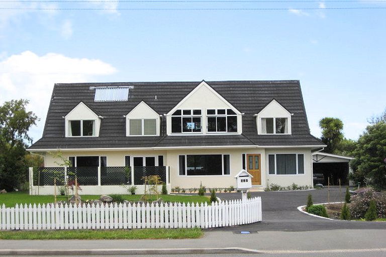 Photo of property in 417 High Street, Rangiora, 7400