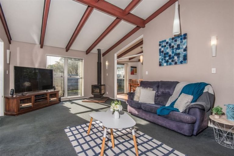 Photo of property in 38a Rossiter Avenue, Waterloo, Lower Hutt, 5011