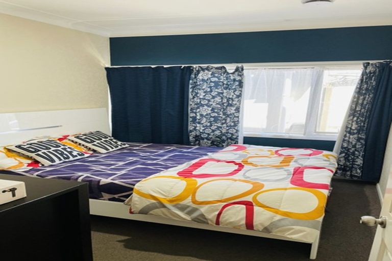 Photo of property in 47 Huia Road, Papatoetoe, Auckland, 2025