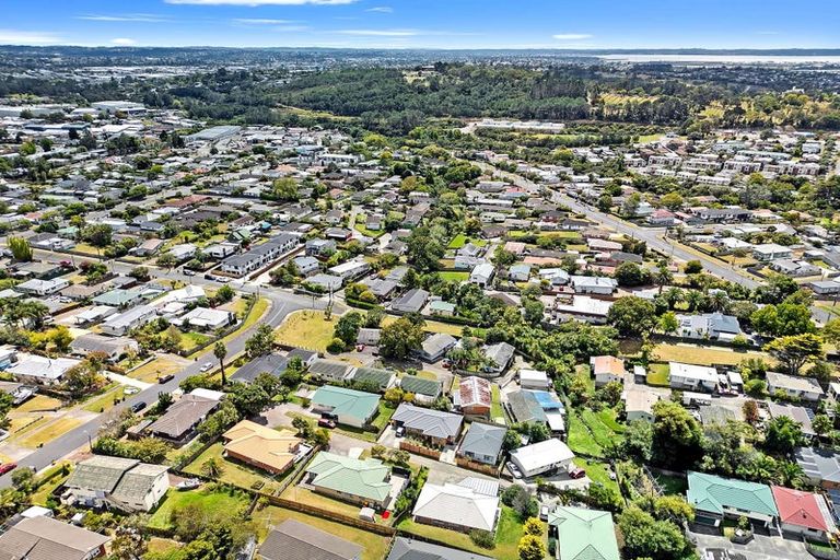 Photo of property in 16b Roick Parade, Glen Eden, Auckland, 0602