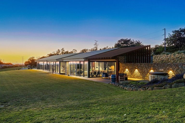 Photo of property in 418 Spur Road, Rosewill, Timaru, 7975