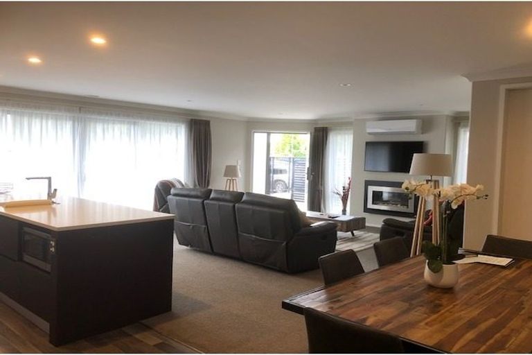 Photo of property in 143u1 Knighton Road, Hillcrest, Hamilton, 3216