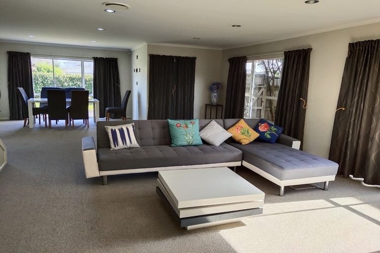 Photo of property in 15 Coolaghy Drive, Flat Bush, Auckland, 2019