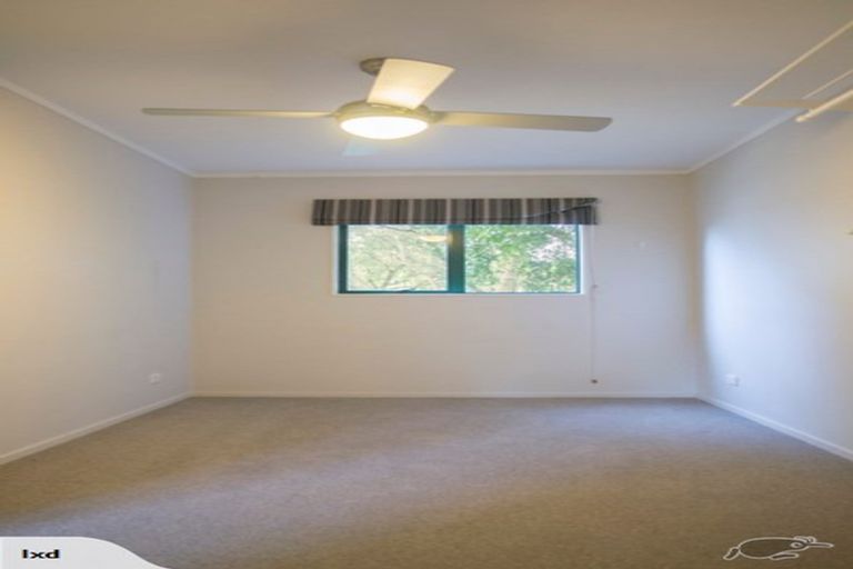 Photo of property in 10 Woodstock Road, Forrest Hill, Auckland, 0620