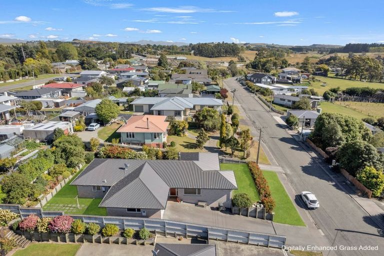 Photo of property in 18 Oban Street, Holmes Hill, Oamaru, 9401