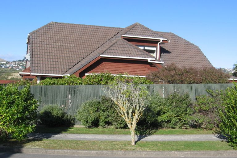 Photo of property in 5 Montrose Grove, Churton Park, Wellington, 6037
