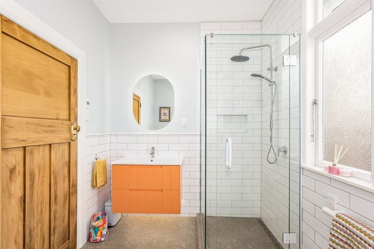 Photo of property in 108 Clyde Street, Island Bay, Wellington, 6023