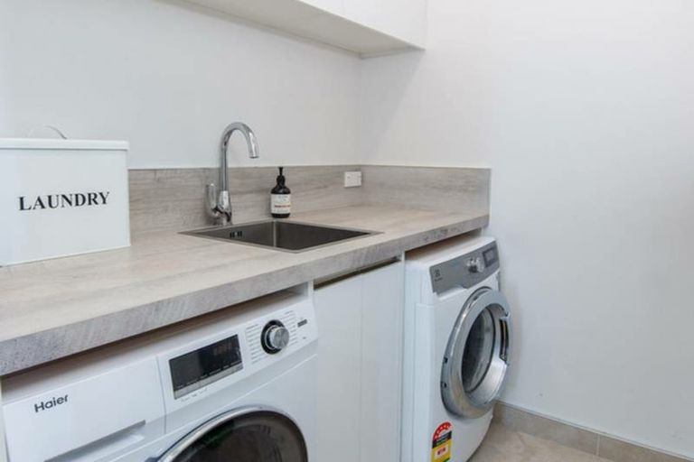Photo of property in 52 Ryehill Street, Calton Hill, Dunedin, 9012