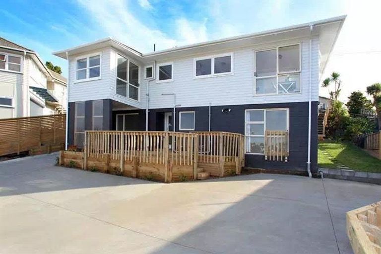 Photo of property in 64 Hastings Road, Mairangi Bay, Auckland, 0630