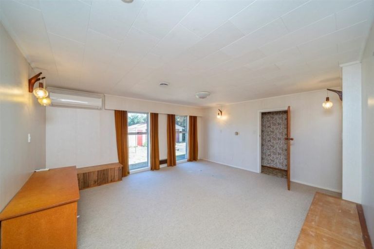 Photo of property in 167 South Road, Hawera, 4610