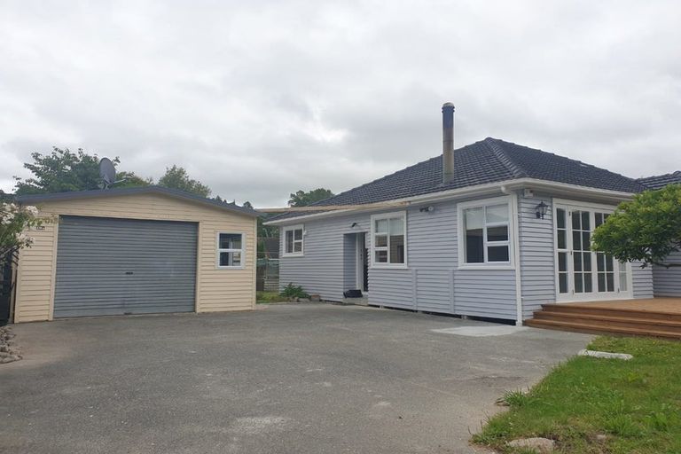 Photo of property in 16b Montgomery Street, Stokes Valley, Lower Hutt, 5019
