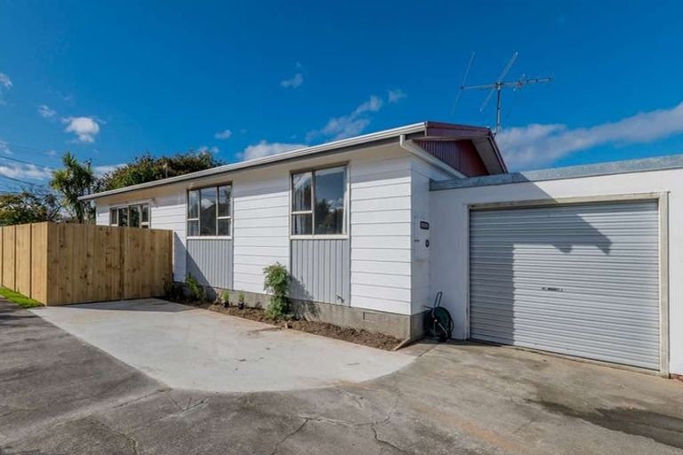 Photo of property in 46 Martin Road, Paraparaumu Beach, Paraparaumu, 5032
