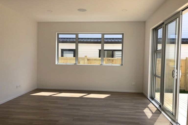 Photo of property in 53 Myland Drive, Hobsonville, Auckland, 0616