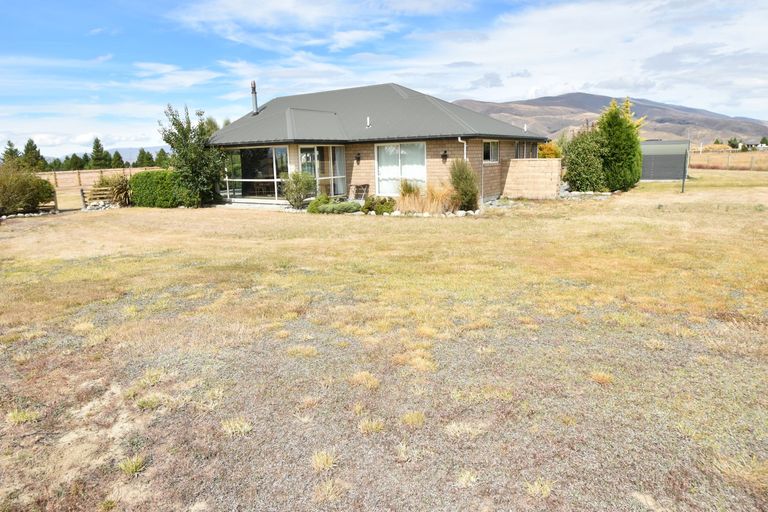 Photo of property in 40 Temple Drive, Twizel, 7901