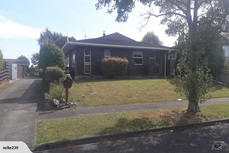 Photo of property in 36 Terry Crescent, Milson, Palmerston North, 4414