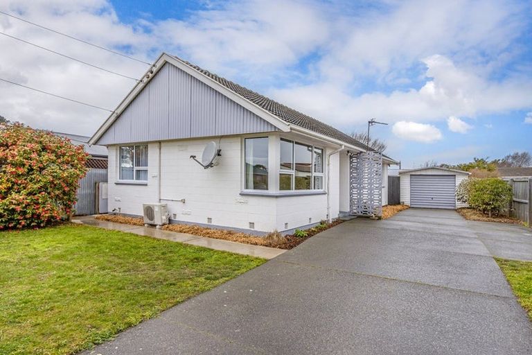 Photo of property in 23 Carters Road, Aranui, Christchurch, 8061