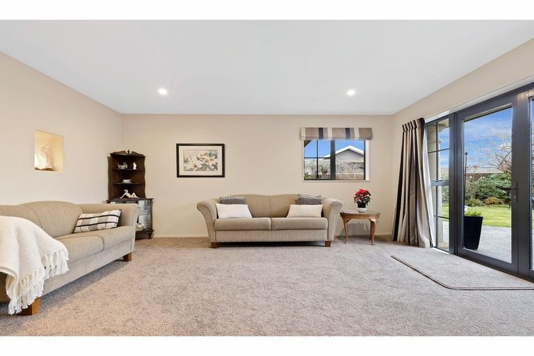 Photo of property in 10 Birchwood Close, Prebbleton, 7604