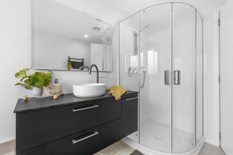 Photo of property in 91 Karepa Street, Brooklyn, Wellington, 6021