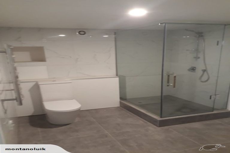 Photo of property in 92 Sylvia Road, Hillcrest, Auckland, 0627