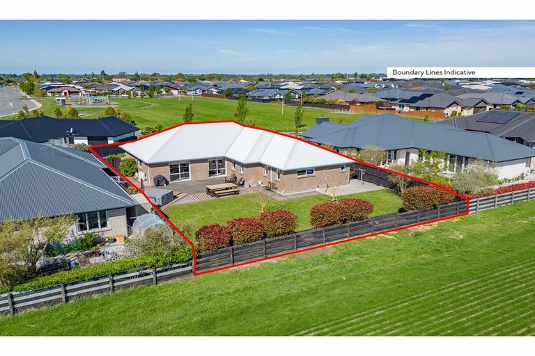 Photo of property in 25 Lancewood Way, Rangiora, 7400