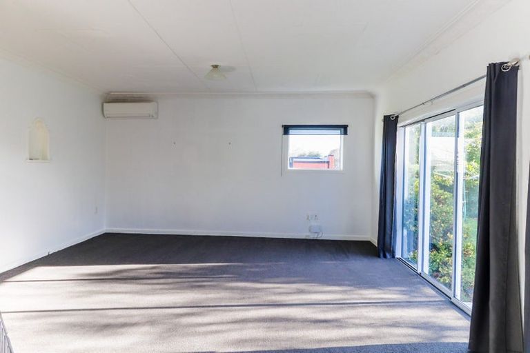 Photo of property in 324 Tay Street, Turnbull Thomson Park, Invercargill, 9810