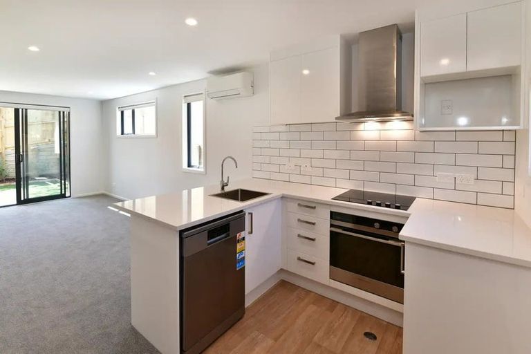 Photo of property in 7/694 Whangaparaoa Road, Stanmore Bay, Whangaparaoa, 0932
