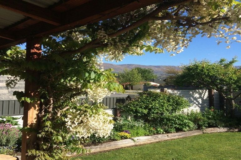 Photo of property in 88 Inniscort Street, Cromwell, 9310