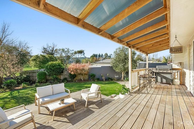 Photo of property in 24 Longfellow Street, Trentham, Upper Hutt, 5018