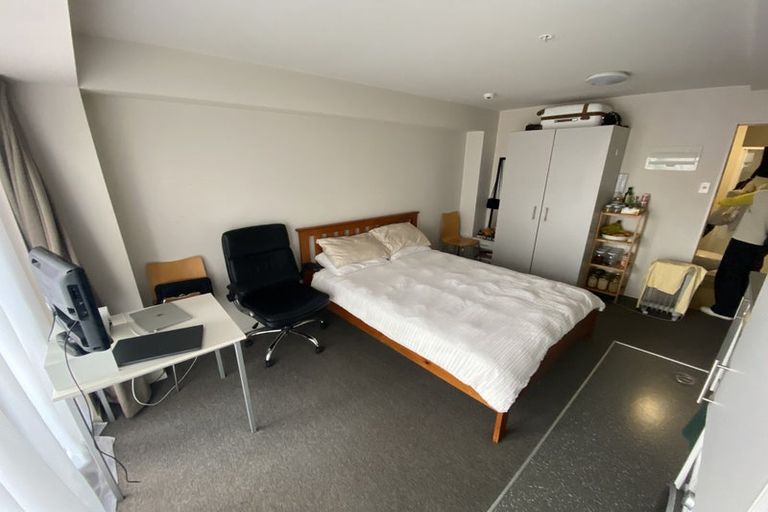 Photo of property in The Peak Apartments, 1001/170 Taranaki Street, Te Aro, Wellington, 6011