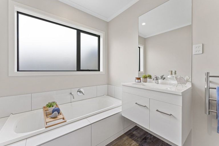 Photo of property in 15a Freyberg Street, Feilding, 4702