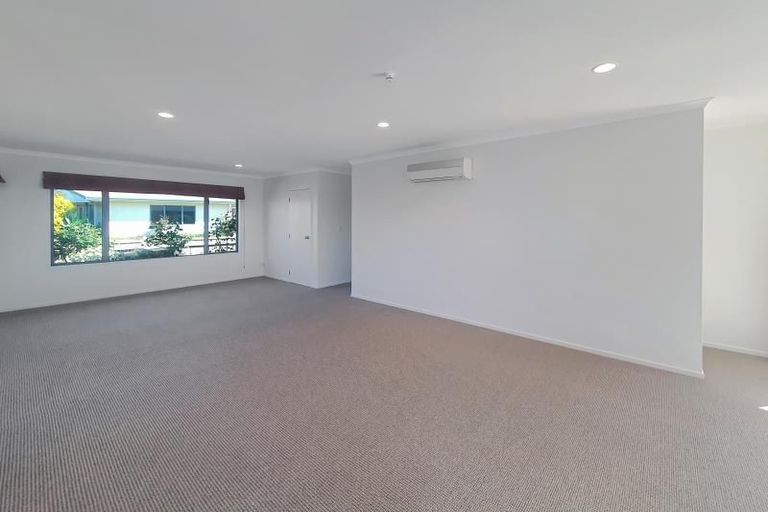 Photo of property in 56a Kensington Drive, Taradale, Napier, 4112