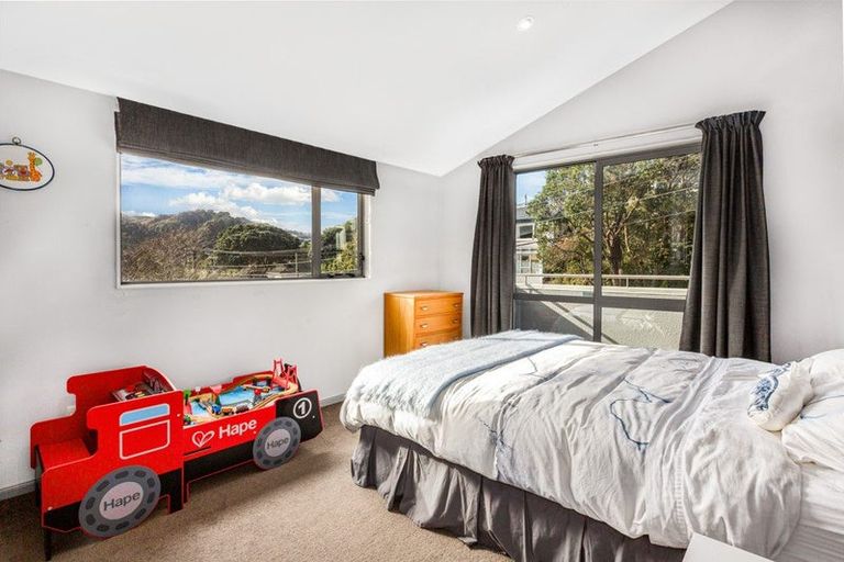 Photo of property in 16 Calcutta Street, Khandallah, Wellington, 6035