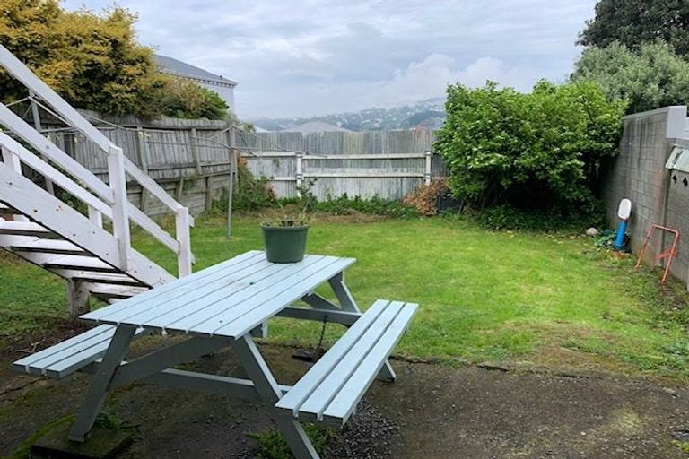 Photo of property in 90 Coromandel Street, Newtown, Wellington, 6021